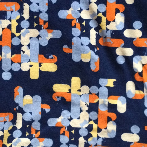 XXS LuLaRoe Irma - Picture 5 of 5